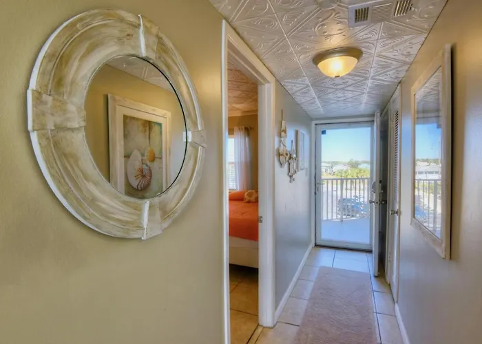 Edgewater 33 * Gulf Shores