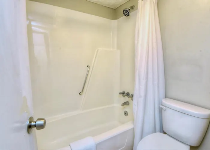 Edgewater 33 Holiday home